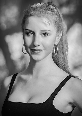 Laura Tooby-(WEB ONLY)-2