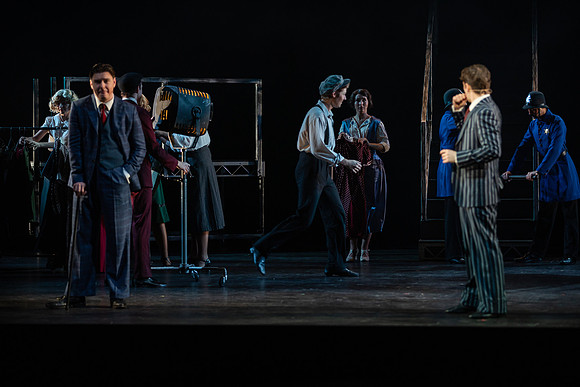 waapa 220609 mack and mabel 554-(PROOF ONLY)