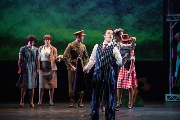 waapa 220609 mack and mabel 250-(PROOF ONLY)