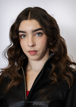 headshots 250807 kristen-46-(PROOF ONLY)