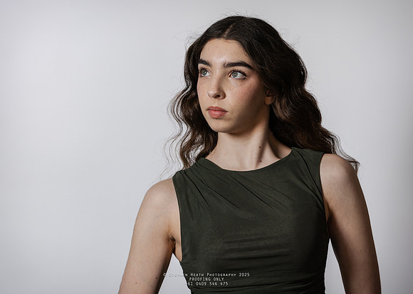 headshots 250807 kristen-204-(PROOF ONLY)