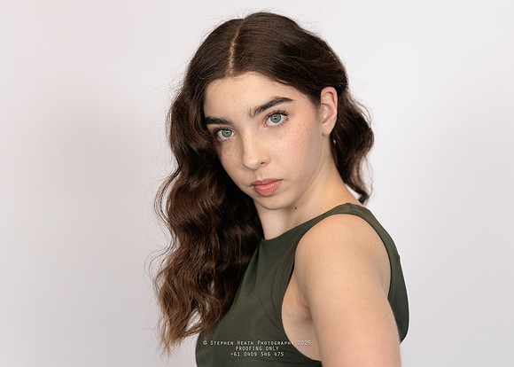 headshots 250807 kristen-153-(PROOF ONLY)