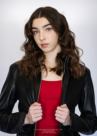 headshots 250807 kristen-10-(PROOF ONLY)