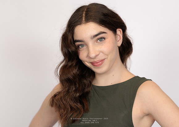 headshots 250807 kristen-167-(PROOF ONLY)