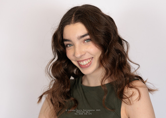 headshots 250807 kristen-102-(PROOF ONLY)