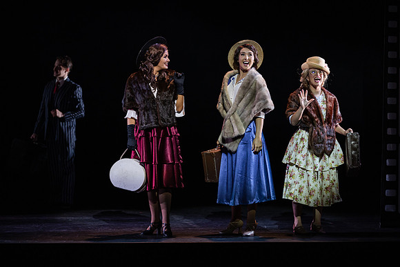 waapa 220609 mack and mabel 188-(PROOF ONLY)