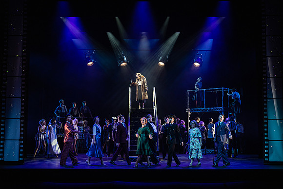 waapa 220609 mack and mabel 534-(PROOF ONLY)