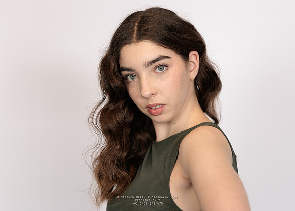 headshots 250807 kristen-158-(PROOF ONLY)