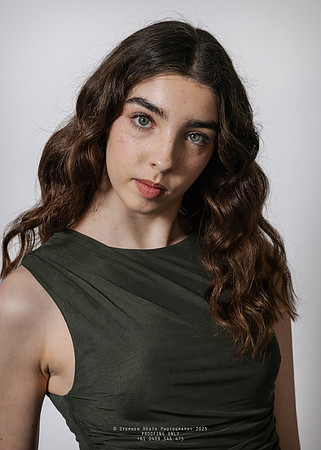 headshots 250807 kristen-230-(PROOF ONLY)