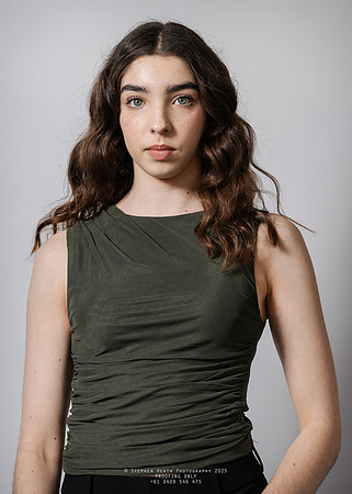 headshots 250807 kristen-248-(PROOF ONLY)