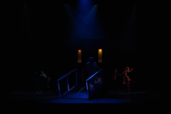 waapa 220609 mack and mabel 669-(PROOF ONLY)