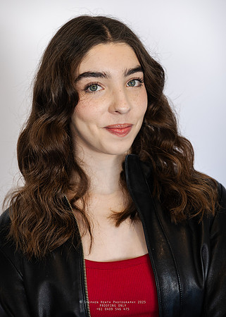 headshots 250807 kristen-24-(PROOF ONLY)