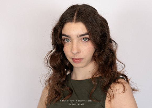 headshots 250807 kristen-104-(PROOF ONLY)