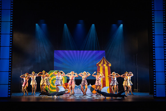 waapa 220609 mack and mabel 427-(PROOF ONLY)