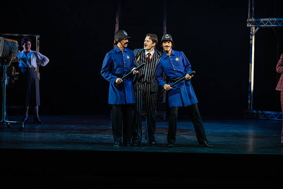 waapa 220609 mack and mabel 563-(PROOF ONLY)