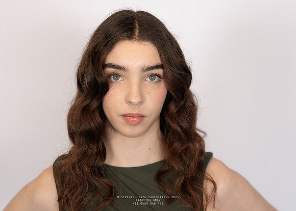 headshots 250807 kristen-126-(PROOF ONLY)
