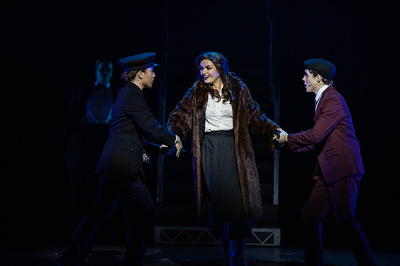 waapa 220609 mack and mabel 515-(PROOF ONLY)