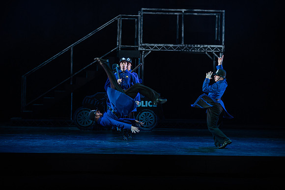 waapa 220609 mack and mabel 626-(PROOF ONLY)