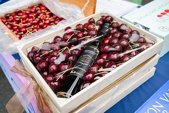 pchf 241213 cherry auction 217-(PRINT ONLY)