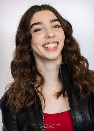 headshots 250807 kristen-27-(PROOF ONLY)