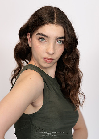 headshots 250807 kristen-187-(PROOF ONLY)