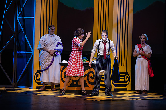 waapa 220609 mack and mabel 287-(PROOF ONLY)
