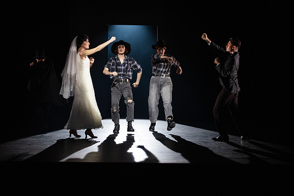 waapa 220609 mack and mabel 27-(PROOF ONLY)