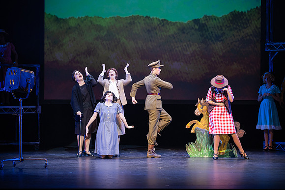 waapa 220609 mack and mabel 252-(PROOF ONLY)